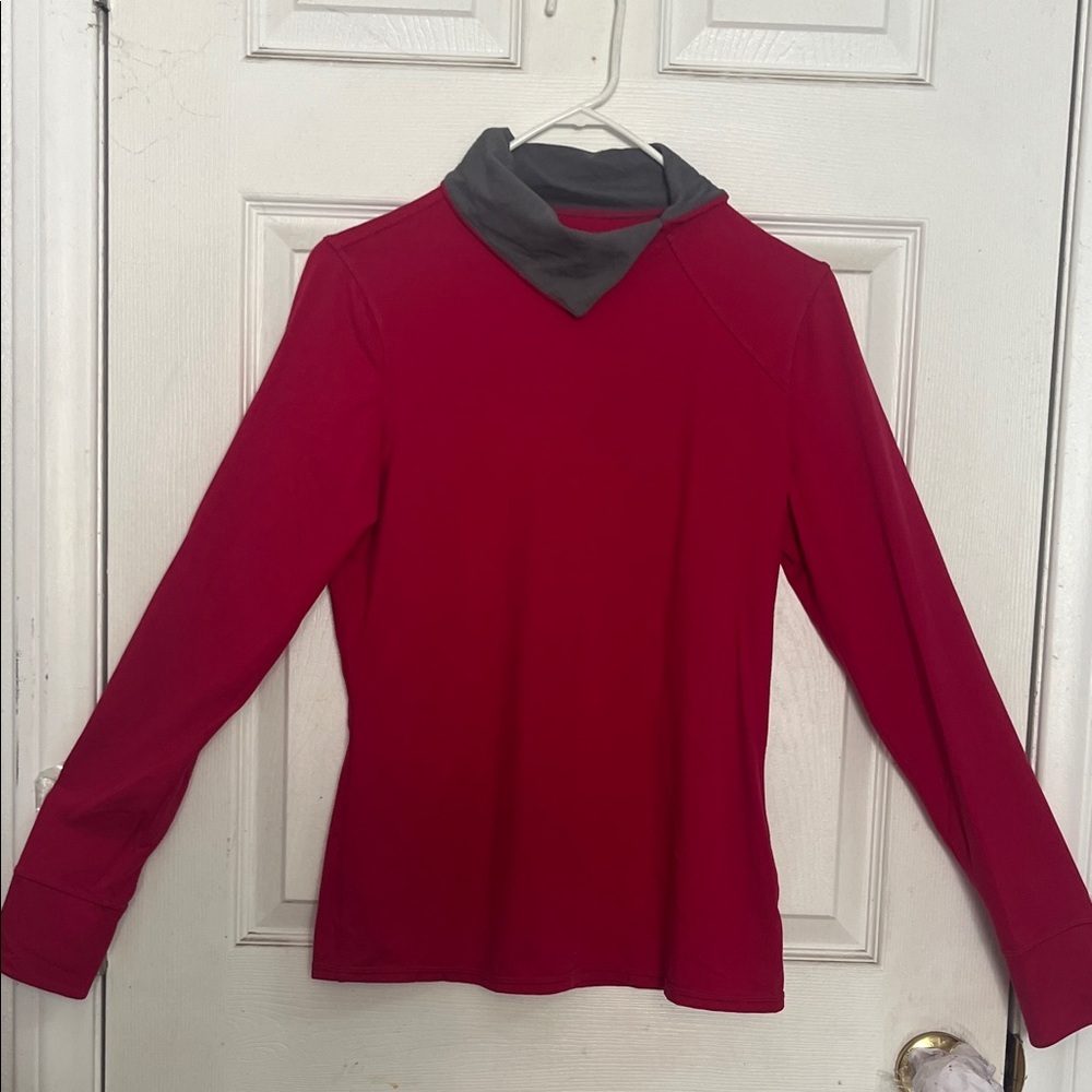 Athleta Crimson and Charcoal Women's Hoodie - Picture 5 of 6